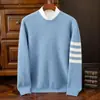 Outono e inverno lã mista moda masculina versátil cor sólida espessado quente malha base camisa masculina top suéter