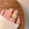 Anillo Abierto Ajustable Estilo Lujo Ligero Latón Galvanizado con Incrustaciones de Zircón Anillo que No se Desvanece Joyería Nicho al por Mayor