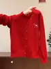 26 Cardigan de Lã Vermelho Bordado com Pônei de Ano Novo Feminino Outono e Inverno Novo Solto e Mais Fácil de Combinar Jaqueta Suéter de Alta Qualidade