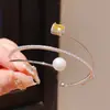 Pulsera Abierta Geométrica Cuadrada de Tres Capas con Perla de Imitación y Circonita Retro Temperamento Exquisito Francés Lujo Ligero Joyería de Gama Alta