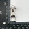 Puxador de Zíper de Metal Nº 8, Cabeça de Zíper de Platina de Alta Qualidade, Acessório para Jaqueta de Penas, Puxador de Zíper Móvel Vazado, Cabeça de Zíper Prateada