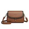 Bolsa quadrada pequena estilosa, bolsa transversal de couro feminina, novo modelo 2026, bolsa de ombro casual para mulheres de meia-idade