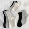 Meias Pretas de Cano Médio para Mulheres, Verão e Primavera/Outono, Resistentes ao Odor, Meias Esportivas Brancas com Faixa, Meias 100% Algodão Masculinas, Atacado do Fabricante de Zhuji