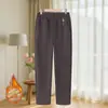 Pantalones de Alta Calidad para Mujeres de Mediana Edad con Forro Polar y Engrosamiento de Pierna Recta Nuevo Estilo Otoño/Invierno 2026 Pantalones Rectos de Moda Estilo Mom para Cincuenta y Sesenta