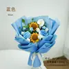 Ramo de flores de hilo tejido a mano, con girasoles y lirios cala, una pieza decorativa para el escritorio del hogar o la oficina, y un regalo perfecto