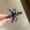 Pinza para el cabello de mariposa con pedrería, retro, de alta gama y finamente elaborada, pinza de pico de pato para sujetar el flequillo, accesorio para el cabello versátil para el día a día con un toque sofisticado