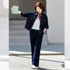 Conjunto de casaco de outono e blusa jeans para mãe, um look completo para mulheres de meia-idade e idosas, terno de duas peças moderno e casual para primavera e outono