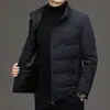Nueva chaqueta de plumón blanca para hombre con cuello alto de invierno, cálida de moda casual de alta gama para transmisión en vivo