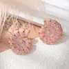 Aretes con forma de concha de venta caliente en stock, aretes de concha de colores dopamina, modernos y versátiles, aretes de nicho y de alta gama