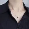 Colgante Vintage de Ónice Negro Chapado en Plata S925 Oro de 18K Cadena de Hueso de Cerradura Niche de Plata de Ley Estilo Simple Coreano Ins para Mujer