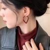 Aretes Cuadrados Estilo Retro Hong Kong Rojo Angora Aretes de Temperamento Exagerado para Mujer Aretes de Otoño e Invierno Venta al por Mayor