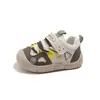 Zapatos para niños pequeños para niños, nuevos zapatos de bebé para primavera y otoño con suelas suaves, antideslizantes, malla transpirable para niñas, zapatos funcionales para niños pequeños, modernos