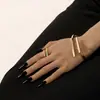 Joias de Mão Populares Europeias e Americanas Transfronteiriças, Simples, Populares e Exageradas, Joias de Mão de Metal Mola Vazadas de Borda Larga, Joias de Pulseira