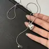 Collar con Colgante Minimalista de Corazón Plateado para Mujer, Accesorios de Diseño Coreano de Nicho para Otoño e Invierno, Cadena Larga Deslizante para Suéter