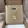 Colar de Trevo de Quatro Folhas da Sorte Feminino Luxo Leve Estilo Chanel Corrente de Clavícula Corrente de Colar de Moda de Alta Qualidade para Namorada Joias