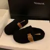 Chinelos com Tira de Fivela Estilo Birkenstock para Mulheres, Novo Inverno 2026, Sapatos de Algodão Quentes com Solado Grosso e Bico Fechado