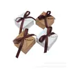 Caixa de Papel Kraft para Doces com Bordas Onduladas, Caixa Quadrada Branca Simples com Fita de Café, Adequada como Caixa de Presente