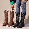 Botas Cowboy Ocidentais de Salto Alto Grosso Estilo Europeu e Americano para Mulheres, Botas Martin Slip-On Bordadas com Corte em V de Verão, Botas Curtas de Montaria Retro Slim de Cano Médio