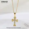 Collar de Acero de Titanio con Cruz de Zirconia para Mujer, Acero Inoxidable que No se Desvanece Accesorio de Playa, Cadena para Clavícula de Lujo Ligero de Nicho
