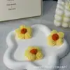 Flor de Pompones Estilo Hyuna Linda Flor de Lana Tejida a Mano DIY Flor Tejida Flor Artificial Versión de 3 Columnas Pompon