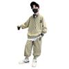 Terno da moda estilo coreano para meninos 2024 Primavera e Outono novo conjunto infantil de duas peças estilo ocidental com top estampado com letras e calças casuais
