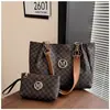 Bolsa Tote de Gran Capacidad para Mujer 2025 Nueva Elegante para el Trabajo Bolso de Hombro Único Bolso de Mano Versátil de Cuero Suave