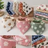 Bandana Triángulo Vintage para Mascotas Personalizada Retro Babero Triángulo para Mascotas Perro Gato Patrón Personalizado Procesamiento por Lotes Fábrica de Producción