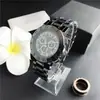 O Relógio Feminino Mais Vendido do Sudeste Asiático, Elegante e Moderno, Falso Três Olhos Seis Ponteiros com Pedras Preciosas