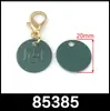 Anillo de Clip Perforado Etiqueta de Marca de Alta Calidad Fábrica Estilo Personalizado LOGOTIPO Aleación de Zinc Fundición a Presión Dorado Claro Plata Brillante Etiqueta Metálica DIY