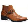 Botas Curtas de Comércio Exterior Novas de Fábrica Moda Personalidade Fivela Salto Bloco Bico Fino 39-48 Botas Chelsea Botas Masculinas