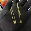 Versión Alta V Oro Coco Rombo Collar Mujeres Chapado Oro Rosa 18k Mini Pequeña Semilla de Oro Cadena de Clavícula Edición Seiko CNC