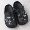 Hebilla de zapatos con lazo plateado, accesorios para bricolaje, decoración de zapatos con agujeros extraíbles, accesorios de flores para zapatos de alta gama, hebilla