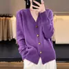 Suéter de Punto Liso Simple de Nuevo Estilo Otoño e Invierno 2026 con Botones de Corazón Cardigan de Cuello en V para Mujer Abrigo Suéter Holgado