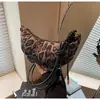 Bolso Vintage Escarchado para Mujer 2024 Nueva Moda Casual Bolso de Hombro Nicho Popular Bolso Bandolera de Cuero