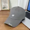 Nueva Gorra de Béisbol de Moda con Bordado de Letras de Marca y Visera Dura para Mujer, Estilo Coreano Casual de Moda Versátil Protector Solar para Hombre, Protección Solar
