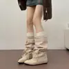 Botas da moda com cabedal em couro, aumento interno de altura, adequadas para o outono, com tiras afuniladoras, botas Martin femininas de bico fino, em couro macio emendado, estilo vintage 2026
