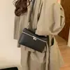 Bolsa Térmica Estilo Coreano Nicho para Mulheres 2026 Lançamento Primavera Verão Nova Versátil Bolsa de Mão para o Trabalho Bolsa de Ombro Transversal Casual