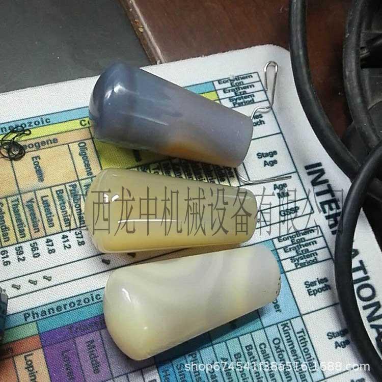 三头研磨机21