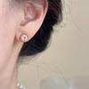 Pendientes Flash de diamantes cuadrados pequeños para mujer, de plata de ley, ligeros, lujosos, de alta gama, elegantes y atmosféricos, recién llegados de verano.