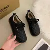 Botas de nieve para mujer, nueva colección otoño/invierno 2026, engrosadas y forradas de felpa para abrigar, mocasines de suela blanda con cordones y zapatos de algodón acolchados