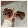 Óculos de Sol Quadrados Sem Aro 2026 para Mulheres, Estilo Coreano, Populares nas Redes Sociais, Adequados para Rostos Redondos, Óculos de Sol com Aparência Natural e Lentes Degradê