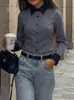 Camisa Cruzada Europea y Americana para Mujer, Primavera y Otoño, Cuello Campana, Rayas Bloqueadas por Color, de Botones, Manga Larga, Estilo Nuevo, Elegante Camisa Ajustada para Mujer