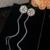 Brincos de borla em formato de flor com zircônia super brilhante, estilo europeu e americano de luxo, brincos de banquete do palácio, brincos de luxo leve de alta qualidade para mulheres