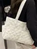 Bolsa Acolchoada de Algodão de Grande Capacidade Estilo Coreano para Mulheres, Nova Bolsa de Ombro Estilo Fresco Primavera 2026 para Mulheres, Bolsa de Mão Tote para o Trabalho