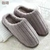 Pantuflas de Algodón para Hombre Hogareñas Otoño e Invierno Antideslizantes 2024 Nuevas para el Hogar Interior Cálidas Pantuflas de Peluche Pantuflas de Algodón para Mujer