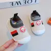 Zapatos para Bebés y Niños Pequeños con Suelas Suaves, Antideslizantes, Cómodos para Primavera y Otoño, Adecuados para Niños de 1 a 3 Años, Niños y Niñas, Zapatos y Calcetines de Primavera y Otoño para Niños Pequeños