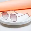 Gafas de sol de metal de moda para mujer, estilo nuevo, gafas con protección UV para hombre de cara grande, gafas de sol para conducir