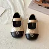 Zapatos pequeños de cuero con patrón de rombos estilo Chanel 2026 Primavera/Otoño Nueva Versión Coreana Zapatos de Princesa con Flores para Niñas Zapatos Mary Jane de Suela Suave