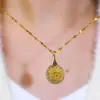 Collar Colgante de Oro Rosa de Alta Gama y Elegante para Mujer, Cadena para Clavícula con Diseño de Nicho de Lujo Ligero, Nuevo Estilo de Moda 2026
