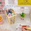 Pequeño bote de basura de escritorio con diseño de dibujos animados, mini, pequeño, con tapa, creativo, para escritorio, papelera, cubo de almacenamiento para el hogar